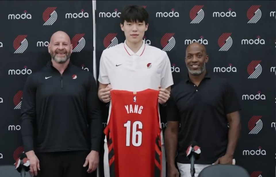 对比克林根, 杨瀚森已经