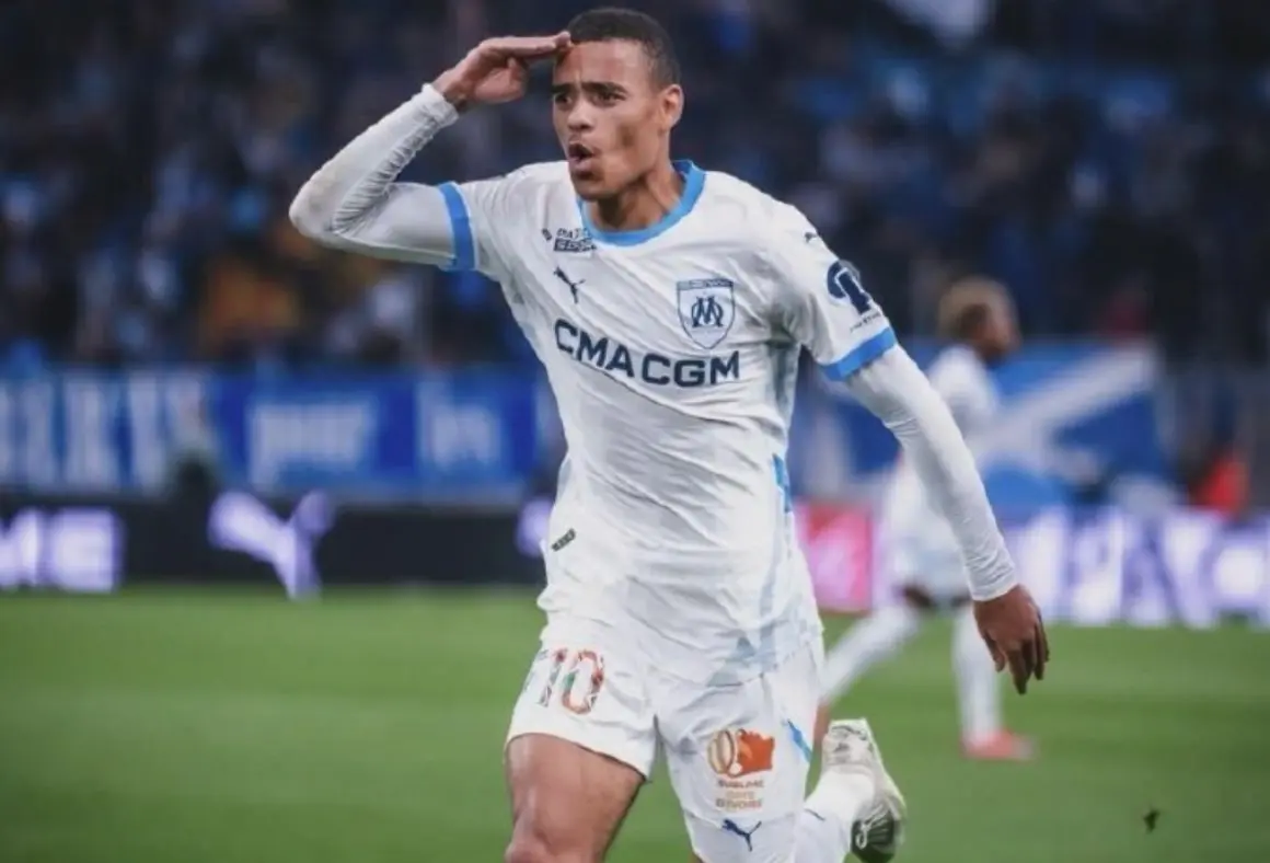 率队, 月之后 率队, 月之后